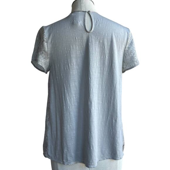 Women's DOLAN Anthropologie Gray Blouse Snake Print Short Sleeve Pleated Top S - Picture 4 of 10